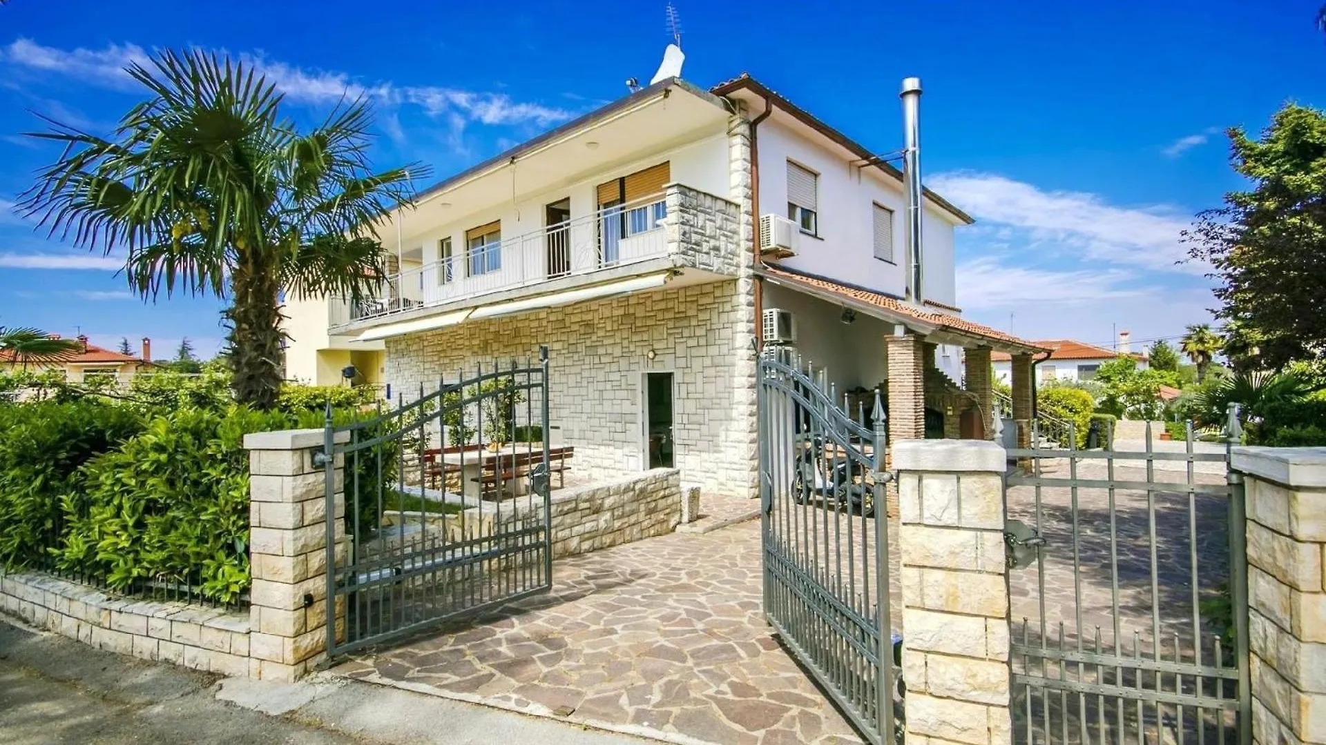 Apartment Nika 6 In Der Residenz Mit Pool Und Whirlpool In Strandnaehe Umag Chorwacja