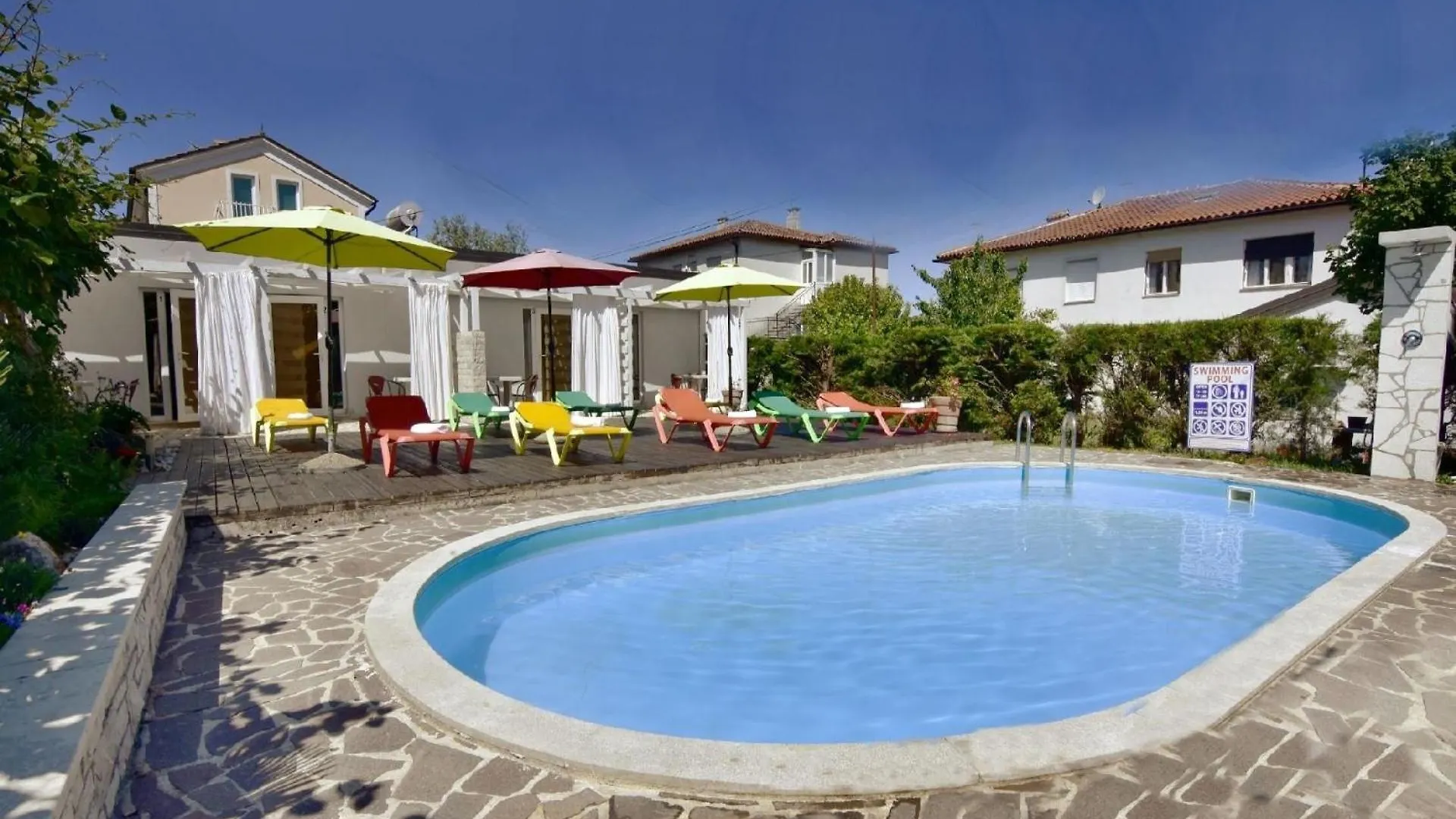 Apartment Nika 6 In Der Residenz Mit Pool Und Whirlpool In Strandnaehe Umag